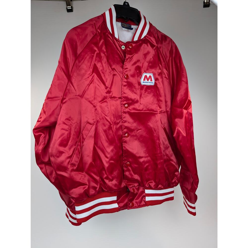 Hilton active apparel 80s Marathon Red Jacket Windbreaker Large